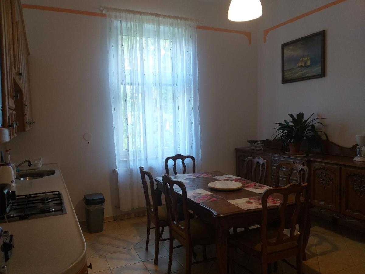Apartman Kraslice Eksteriør billede
